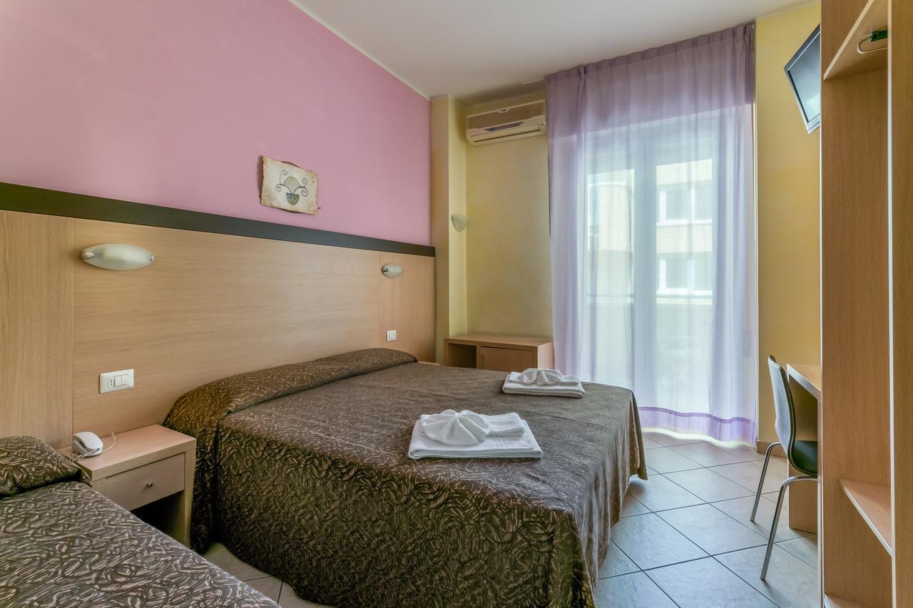 Hotel Rubens Rimini Exteriér fotografie